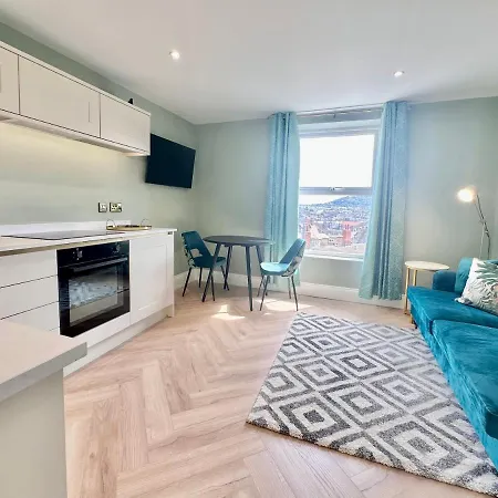 The Salacia No 5 Apartment